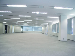 室内 拡大表示